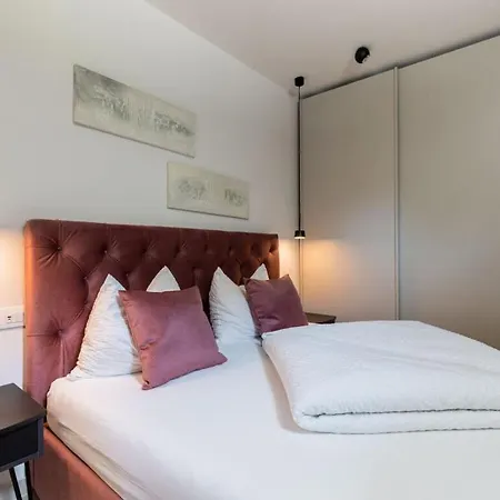 Garden Vill Lago Comfortable Holiday *