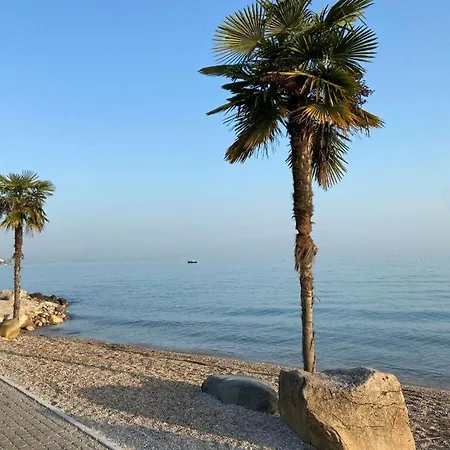 Garden Vill Lago Comfortable Holiday Casa de Férias Peschiera del Garda
