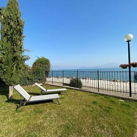 Garden Vill Lago Comfortable Holiday Casa de Férias Peschiera del Garda
